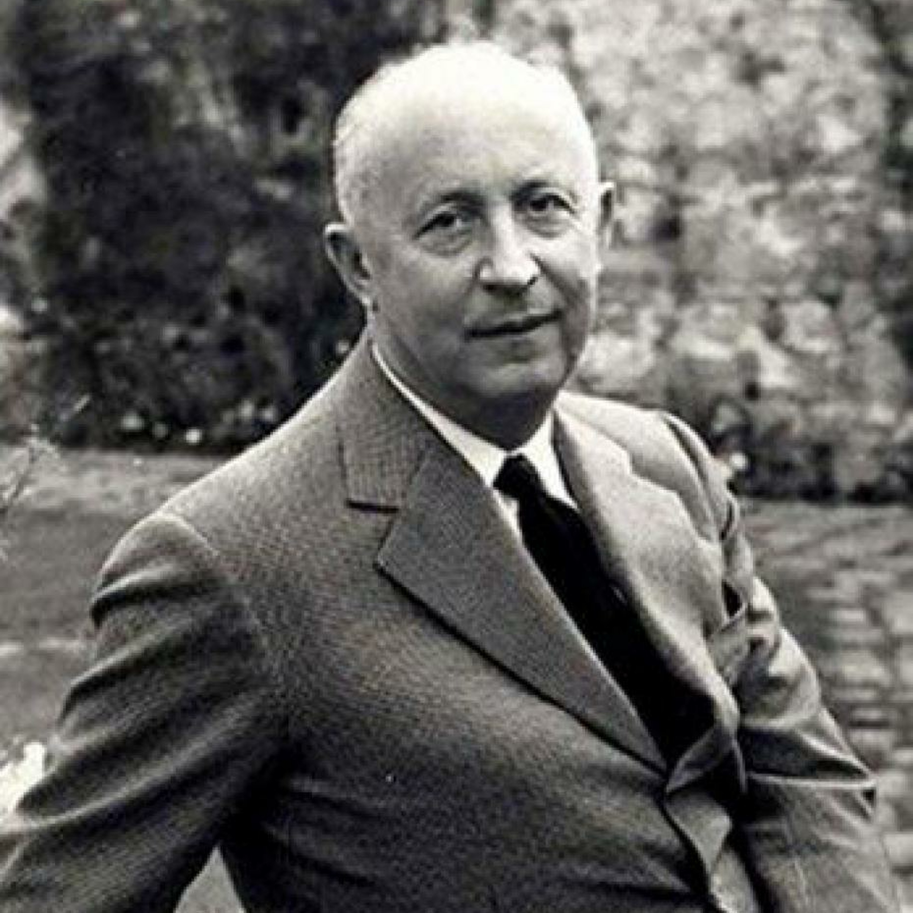 A propos de Christian Dior-Partie 2 episode artwork
