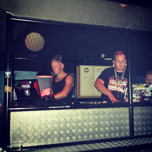 ToMmTeKk LiVe@MiTsChNiTt HoLi 27.06.14(+CrO-TrAuM BoOtLeG)