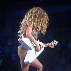 Lady Gaga ~ Just Dance ~ Live Studio ~ Sample Demo