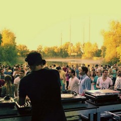 electronic music sets