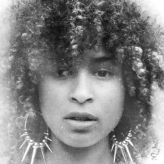 Hook, Line and Sinker- Thandiwe Phoenix with The Ojeez