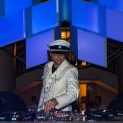 Bentley Reserve White Party 2014