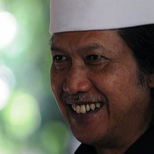 Cak Nun : "Budaya dan Keasyikan Puasa"