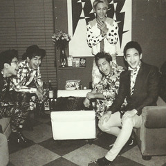 Excuse Me Miss 좌우음성