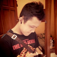 Ungu Laguku (cover) versi suwung at Kost Masindo