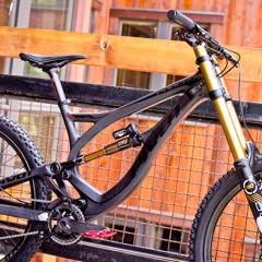 Pivot's 30.8 Pound Phoenix Carbon Downhill Bike