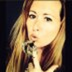 Luvpug expresses her feelings about bacon