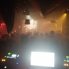 Ball der Verwirrung, Hive