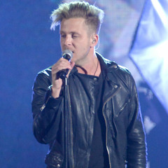 Does Ryan Tedder Prefer to Write With Artists or by Himself?