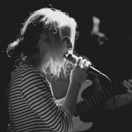 Vivienne Mort – Лети