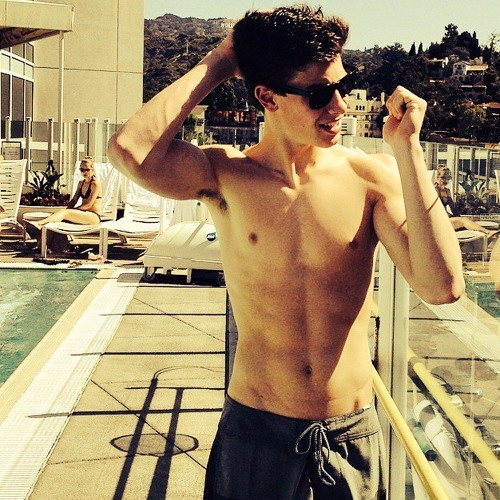Summertime Sadness- Shawn Mendes