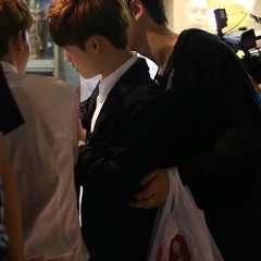 Nhac nhe khong loi hay - Hoa tau