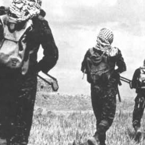 ع رجالها الثورة بتنده - فرقة العاشقين