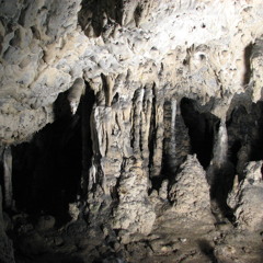 Pestera Negru -  Regresando Al Interior De La Vieja Cueva
