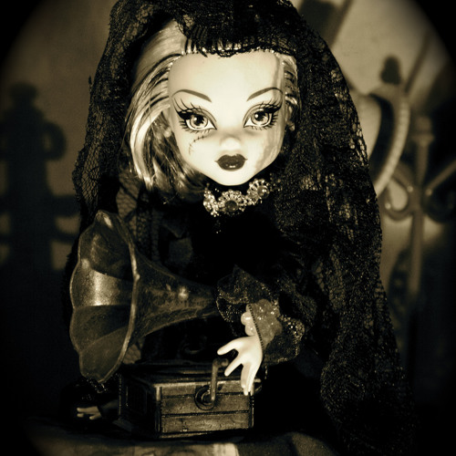 "Come Out And Play" Royalty Free Horror Remixed