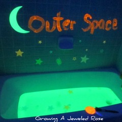 Greeny Ft. Mi$taPiff- Outer Space (Prod. Go Grizzly)