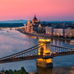 Gayatri Mantra/ Guru Guru Vahe Guru - Live In Budapest (www.kundalionz.com)