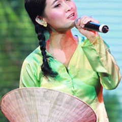 NHỚ HUẾ - Nhạc & lời: Tôn Thất Minh - Ca sĩ: Hạnh Nguyên