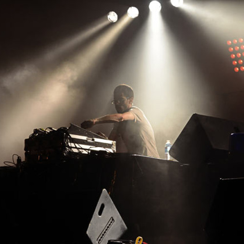 >>Weeding Dub-Dub For Gaza