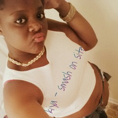 Kiya - Smash on Site