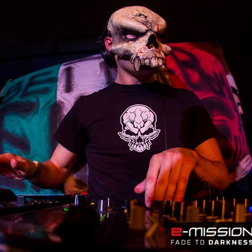 F.NOIZE (FOOTWORXX/PARTYRAISER RECORDS) TOXIC SICKNESS RESIDENCY SHOW / 17TH JULY / 2014
