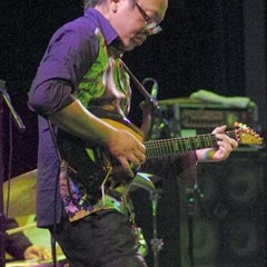 Nguyen Le / "Jimi's back" - Voodoo Child