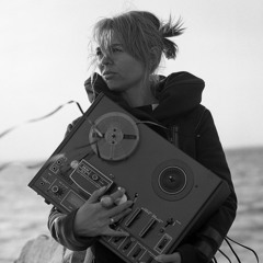 Girl - Nicole Lizée