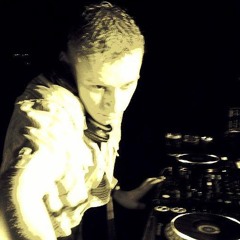 Robie Adriano - Countdown(Original Mix)