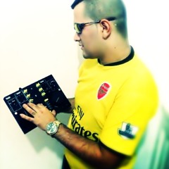 MC WAGUININHO E CIA - EU PUXO SEU CABELO ( DJ BILL CARIMBADA )