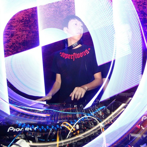 Find Flight (Mike Zooka Bootleg)