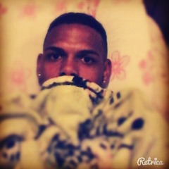 MONTAGEM - 5_DA_MANHA_COLOCA_A_MÃO_NO_MEU_GAROTO (DJ JUNINHO)