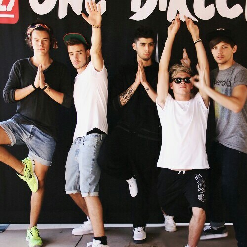 Stream Cover One Direction Story Of My Life Guitar Version Tassyashafa 1d Uk Onedirection Midnightmemories At Indoneisa By Tassyashafaa Listen Online For Free On Soundcloud