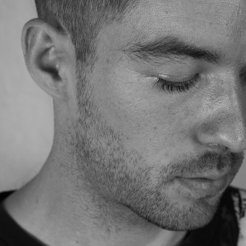 Retrosynths - Don't Go (Underground Mix) [Please Leave A Comment] (Clip)