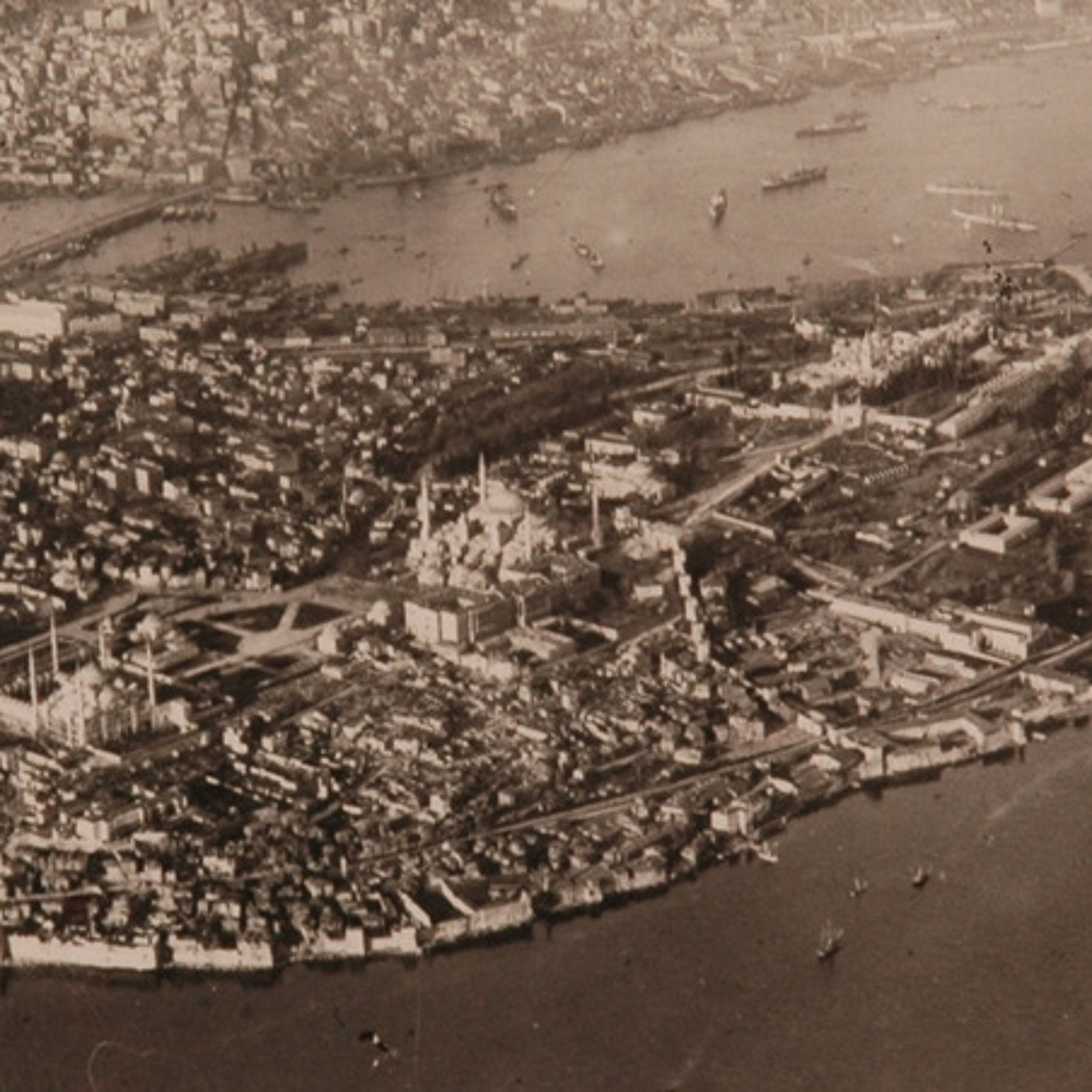 Bir İstanbul Mahallesinin Doğumu ve Ölümü | Cem Behar episode artwork