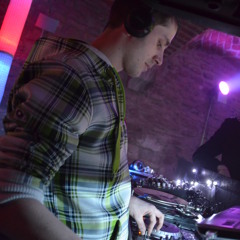Techno-Sets