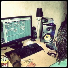 CHASINBEATZ - Bottles On Me