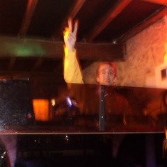 Miley Cyrus Ft. M.T. - Wrecking Ball (Remix Dance)