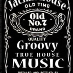 Jackin deep bass house