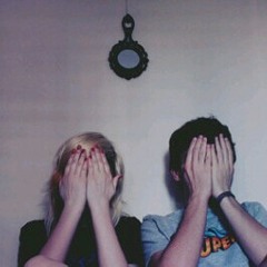 عمرك سمعت بطير يحب سجانه