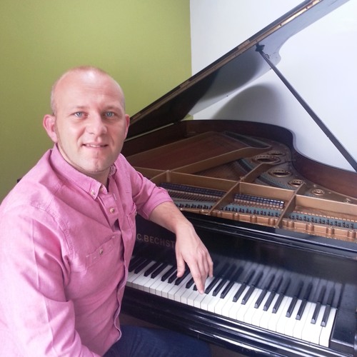 Stream Three Fantastic Dances, Shostakovich by Music and the Deaf