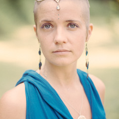 Luna Deva & Tombaba - Om Guru Deva Deva