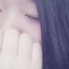 星期六 ， 天晴 ♡今天的心情上下不一样 ， 不知不觉就选了这首(保护色)弹了 ~