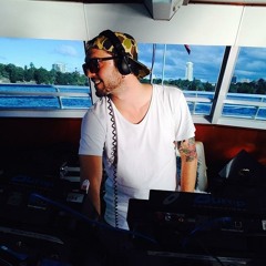 Time To Track On Bondi Beach Radio (August 3rd 2014 - Guest mix from BLOGWARS)