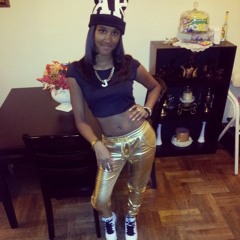 WHINE UP ON MEE ;