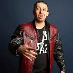 You must leave the apple store Now! -  8 2 14 9.47 AM