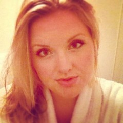 The Christmas Song - Amanda Victoria