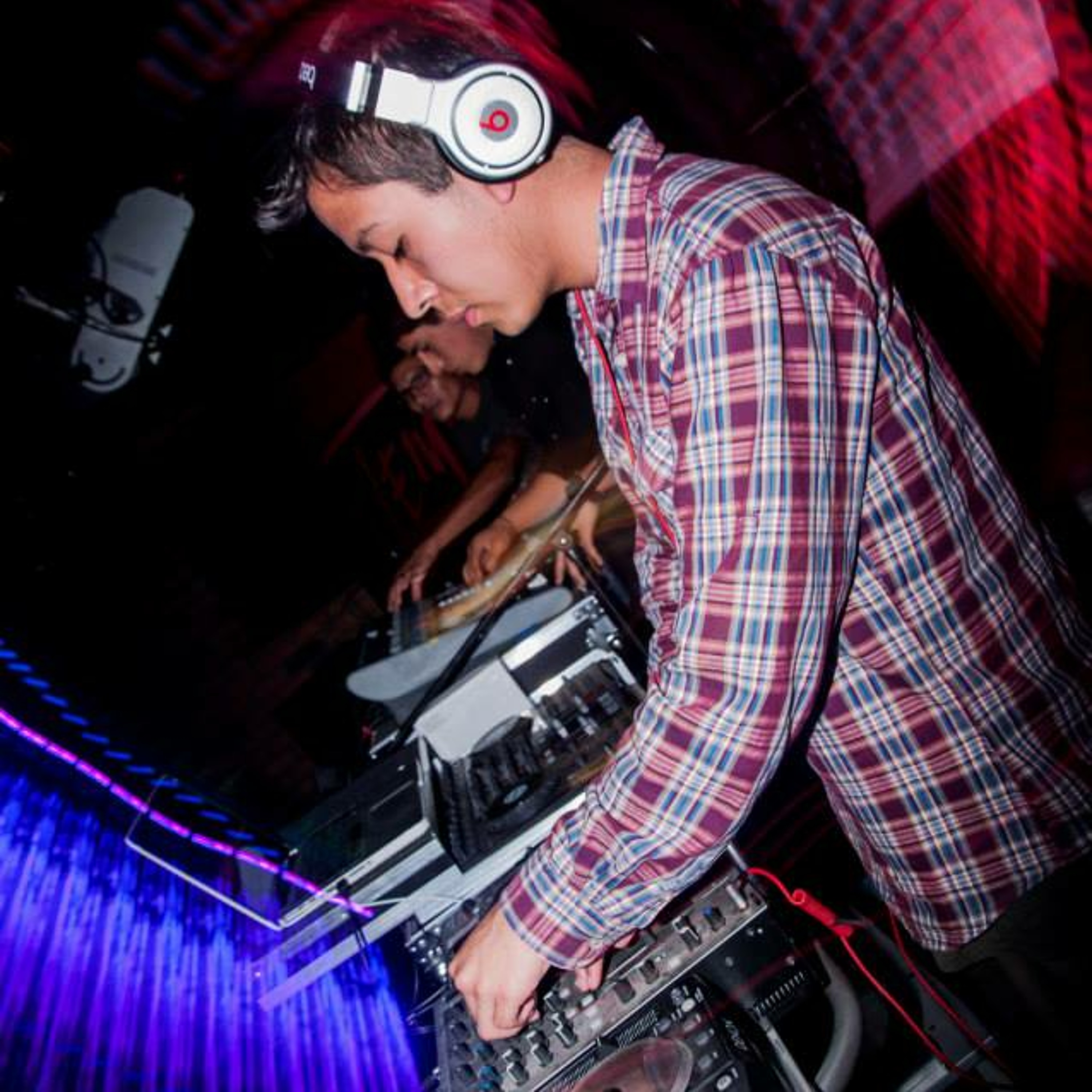 Mix Ya Te Olvide (Dj OTAZU Agosto 2014) episode artwork