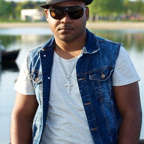 iTs Carls Entertainment Baila Slow