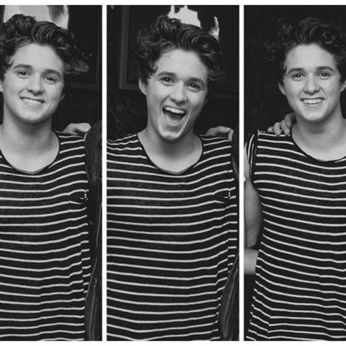 Bradley Simpson - Budapest (Cover)