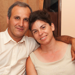 "La multi ani!" - piano medley